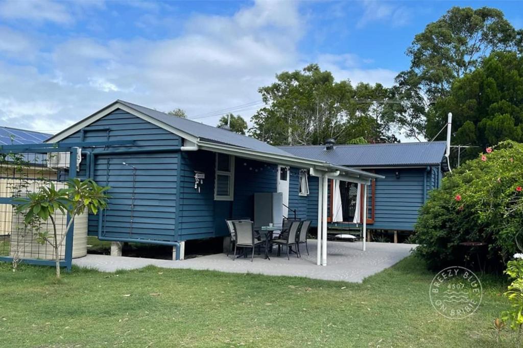 Bongaree House | Breezy Blue on Bribie