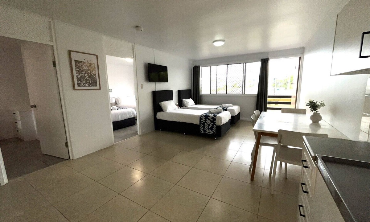 Mermaid Beach Hotel | Browns Broadbeach