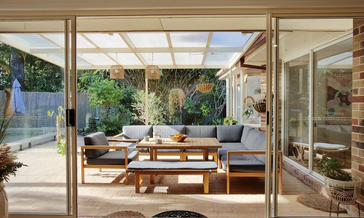 Ocean Shores House | Byron shire family home! saltwater pool