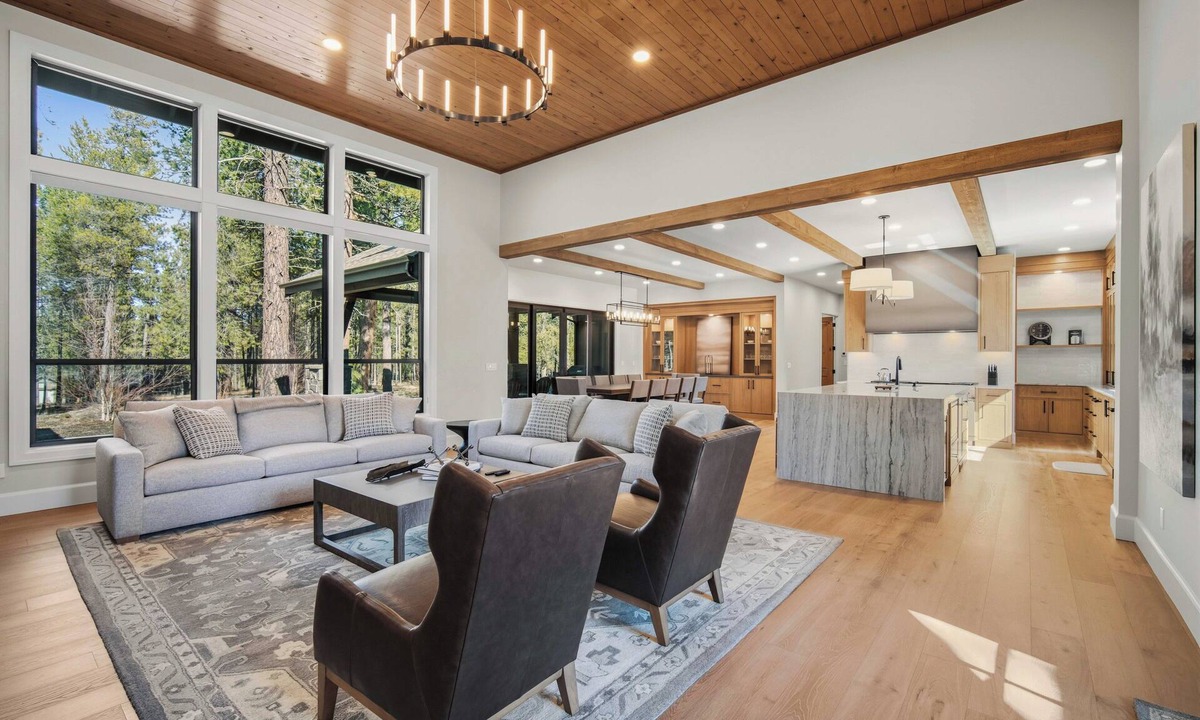Deer Park House | Caldera Luxe Getaway with Access to Forest House