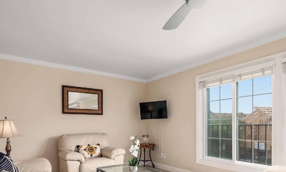 Capitola Apartment | Capitola Vista #2- dog friendly