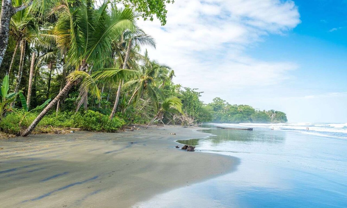 Santa Lucia Apartment | Casa Amarilla Caribbean stay