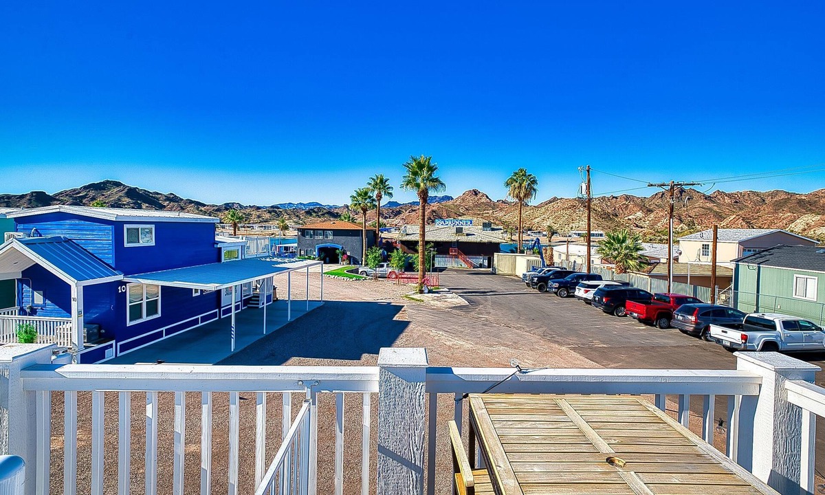 Parker Strip House | Casa Azul, Hot Tub- Boat Parking at Roadrunner Resort