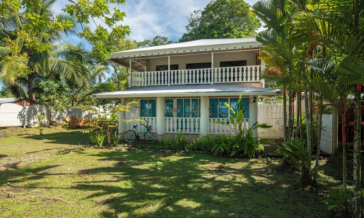 Cahuita Apartment | Casa Blanca