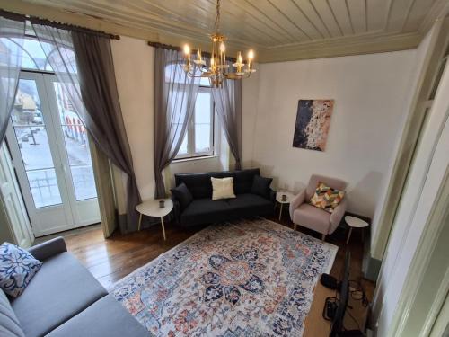 Arganil House | Casa da Maya - Historic Townhouse, N2 Stop and Nature Retreat