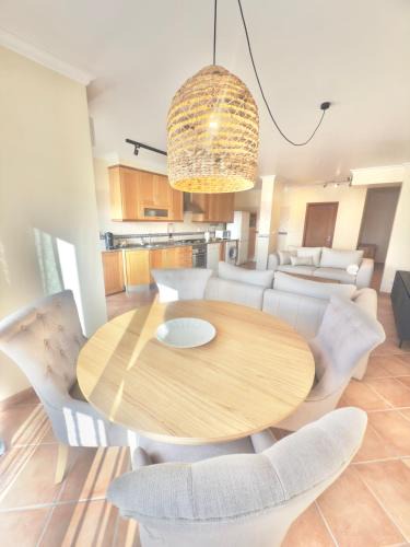 A dos Cunhados Apartment | Casa De Sousa-Refúgio de Surf entre Peniche e Ericeira