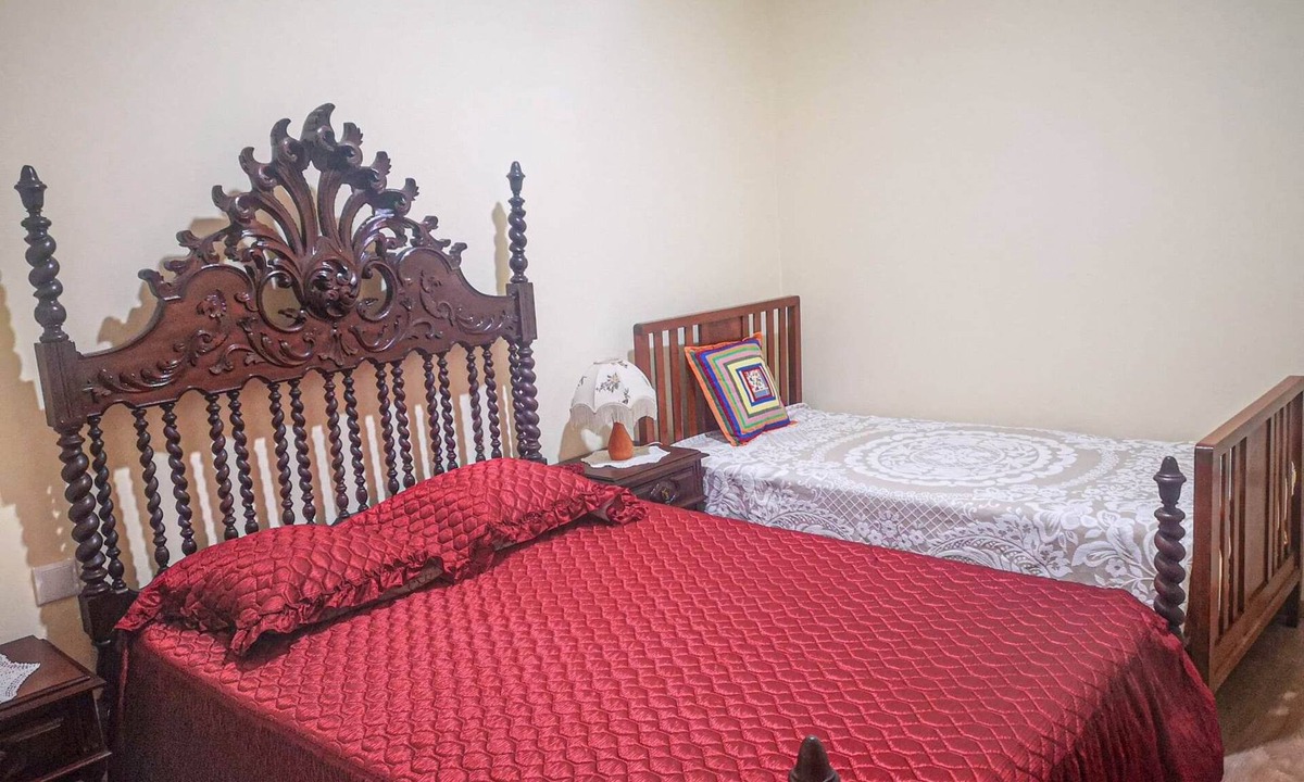 Santana de Cambas House | Casa do Rosa - Sleeps 6 - Parking - WiFi