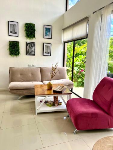 Huacas House | Casa Marina Guanacaste