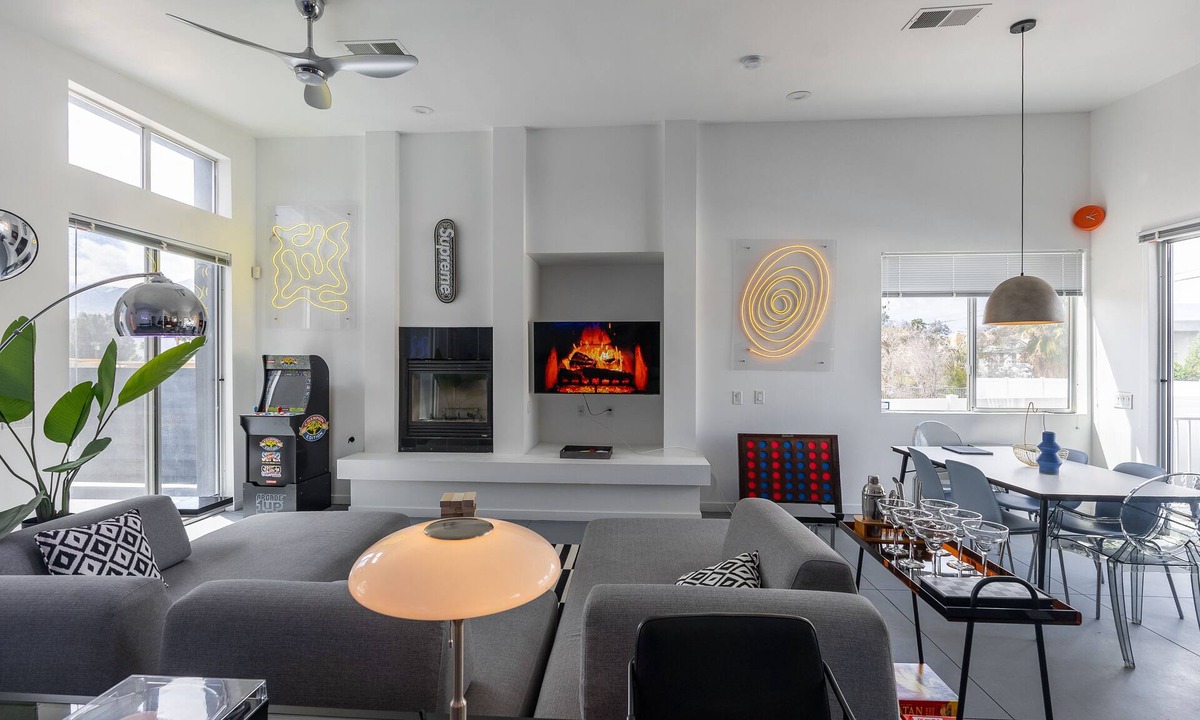 Desert Hot Springs House | Casa Mirage-Pool, Spa, Fire Pit, Game Room, Arcade, Billiards, Fast WiFi