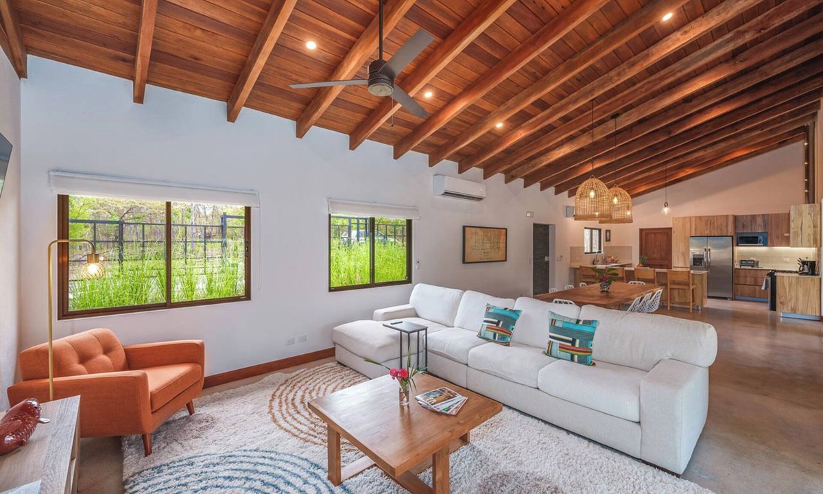 Rio Seco House | Casa Rumah- Stylish 4 Bedroom Home in Playa Negra