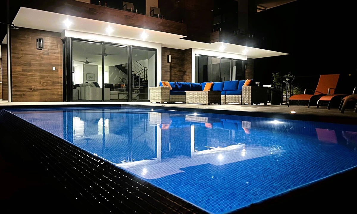 Tres Rios House | Casa Tranquilo - Paradise in Paradise 4 Bedrooms, 4 Bathrooms - Sleeps 4 to 10
