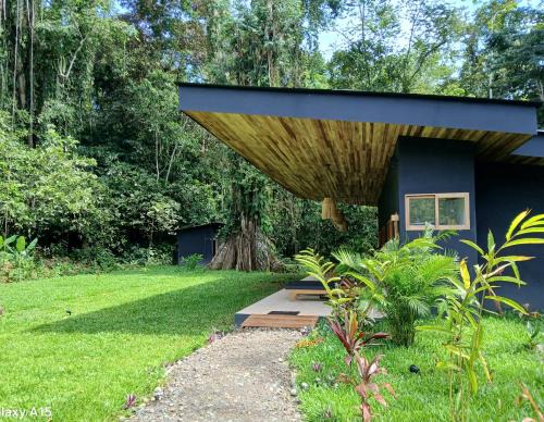 Cahuita House | Casa Zenaida, elegant refuge between sea and jungle