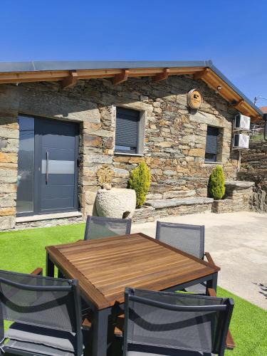 Bomfim House | Castas D'ouro Guest House