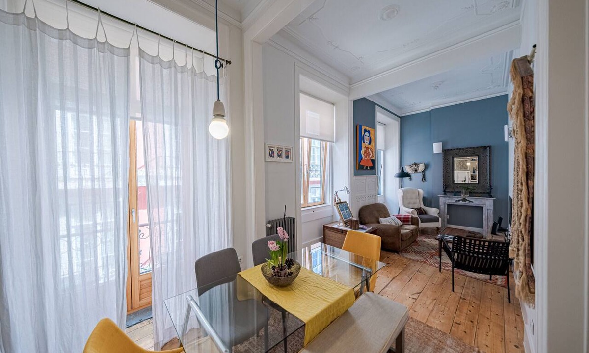 Baixa Apartment | Central Apartment 2BR/2BA | Balcony | Lift in Baixa