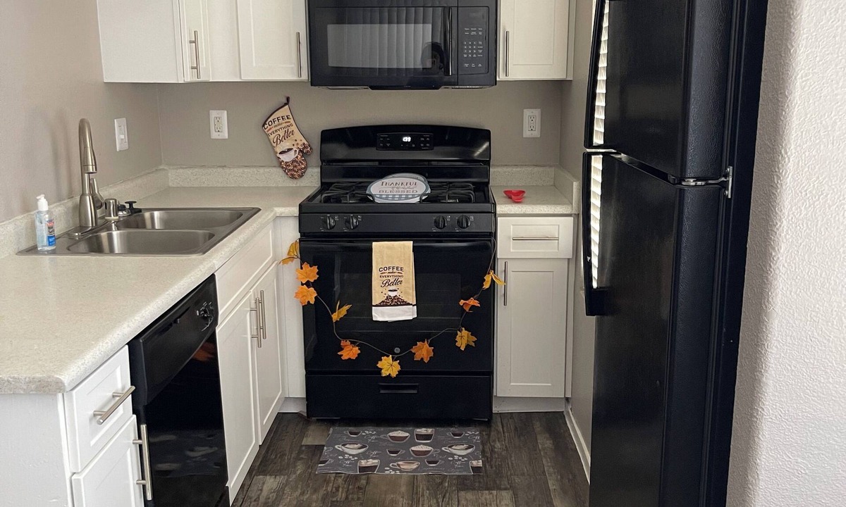 Sunrise Manor Apartment | Charming 1- bedroom apartment in marvelous Las Vegas with WiFi, AC