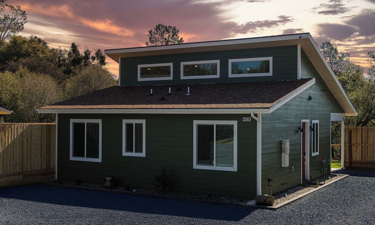 Yosemite Lakes House | Charming 2-bedroom house in Coarsegold with AC, WiFi