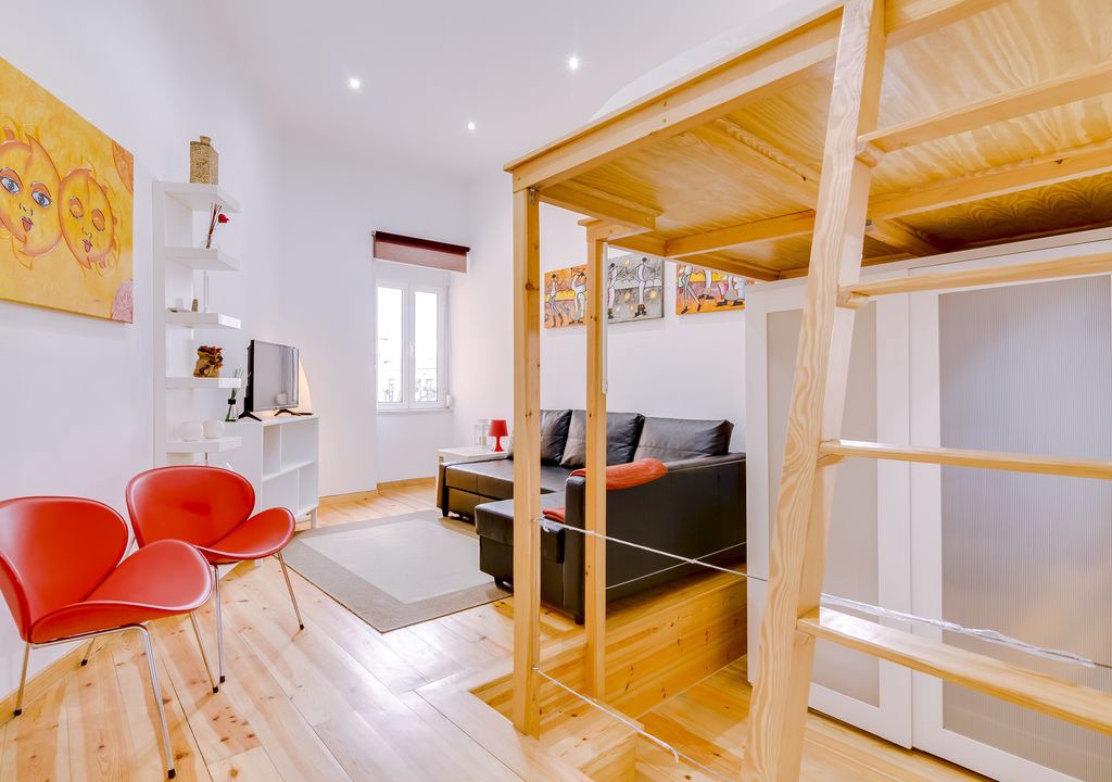 Santo Condestavel Apartment | Charming Apartment in Campo de Ourique