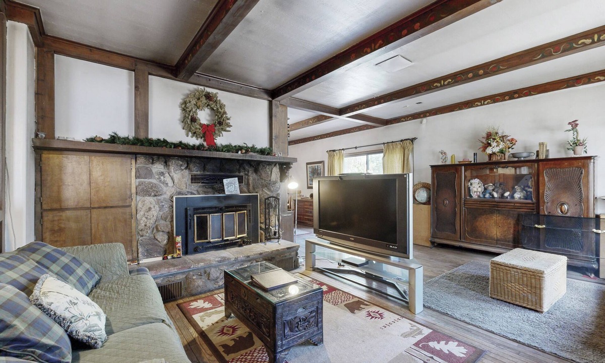 Woodlands House | Charming Cottage in Big Bear: 9 Mi to Bear Mtn