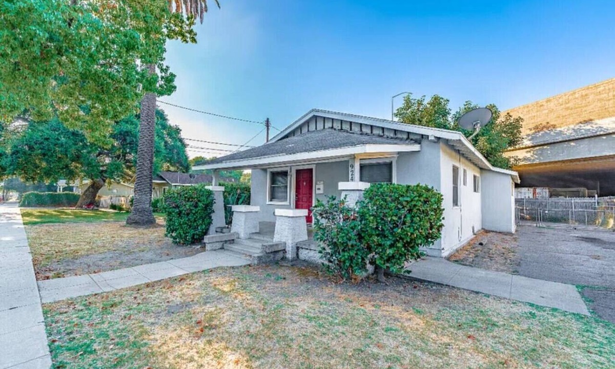 Monrovia House | Charming Monrovia Bungalow Near Pasadena & LA