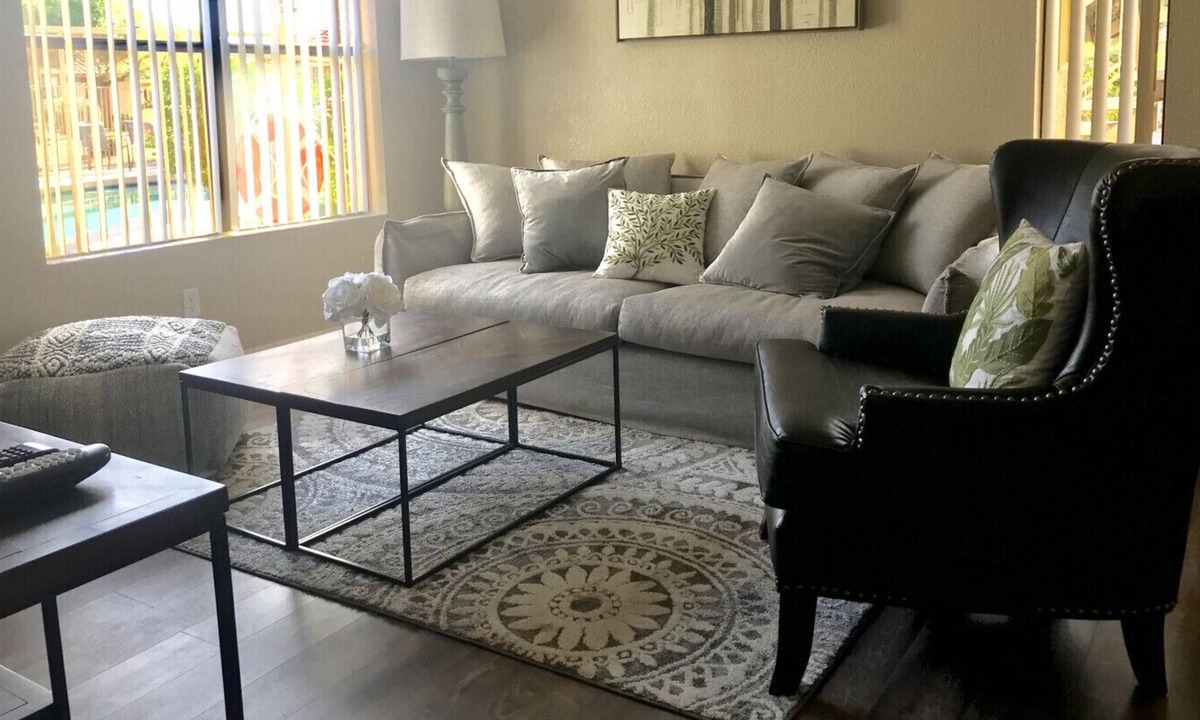 Central Scottsdale House | Charming Poolside Condo In The Heart of Scottsdale