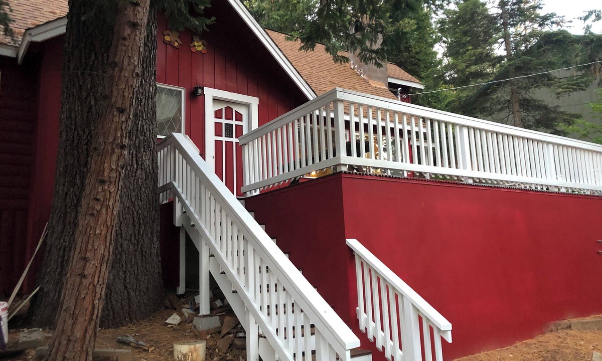 Mi-Wuk Village Cabin | Charming Ski cabin with WiFi near Dodge Ridge, great for family or small group.