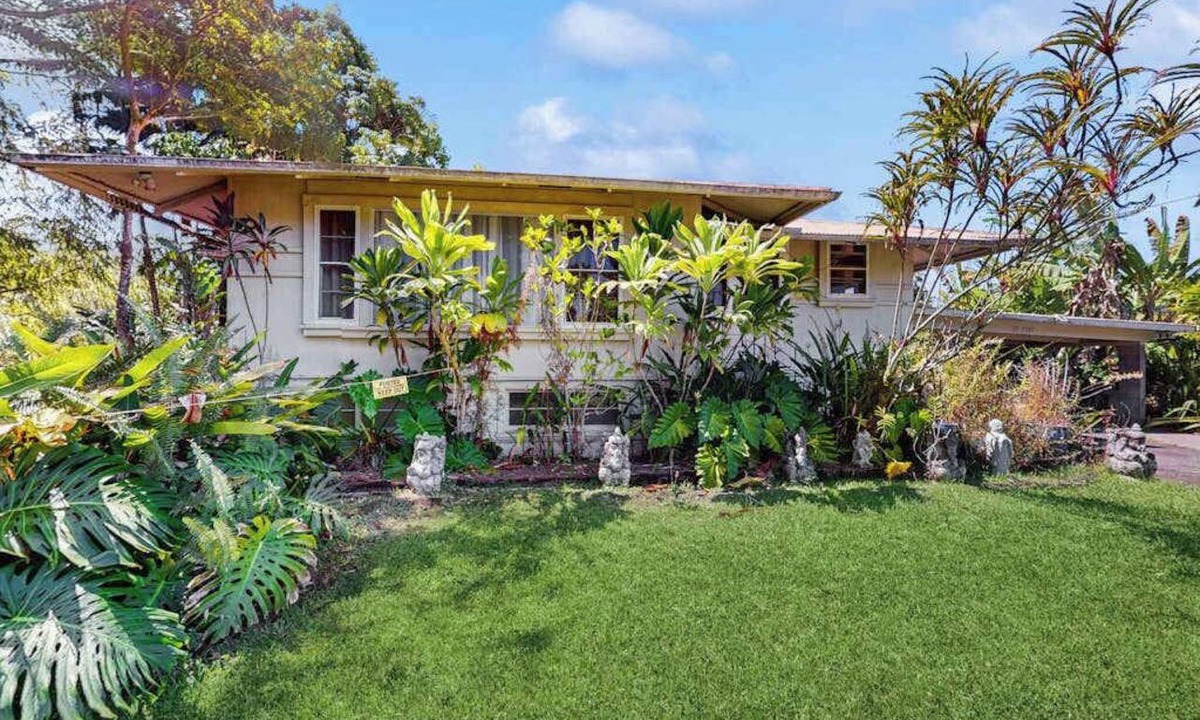 Papaikou House | Classic Country Home Near Hilo with Room to Roam