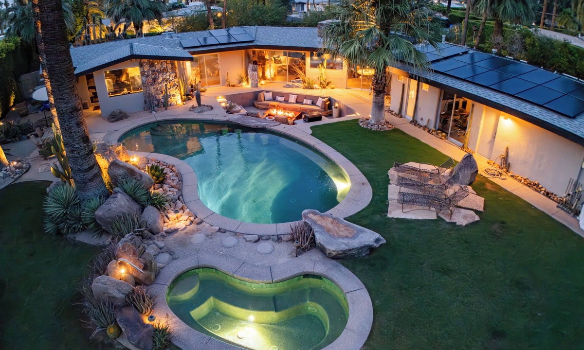 Tahquitz River Estates House | Classic Mid-Century Modern Ranch Estate with RESORT STYLE private pool/hot tub
