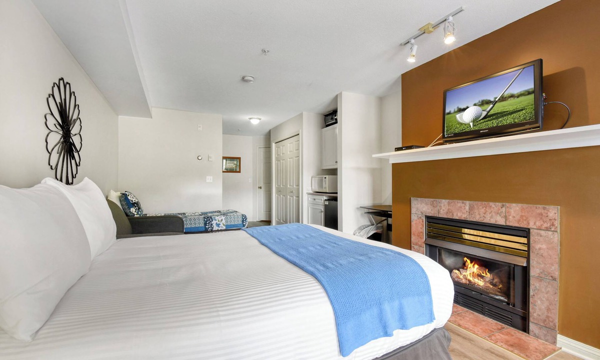 Quail Ridge Apartment | Comfort Studio - 210B