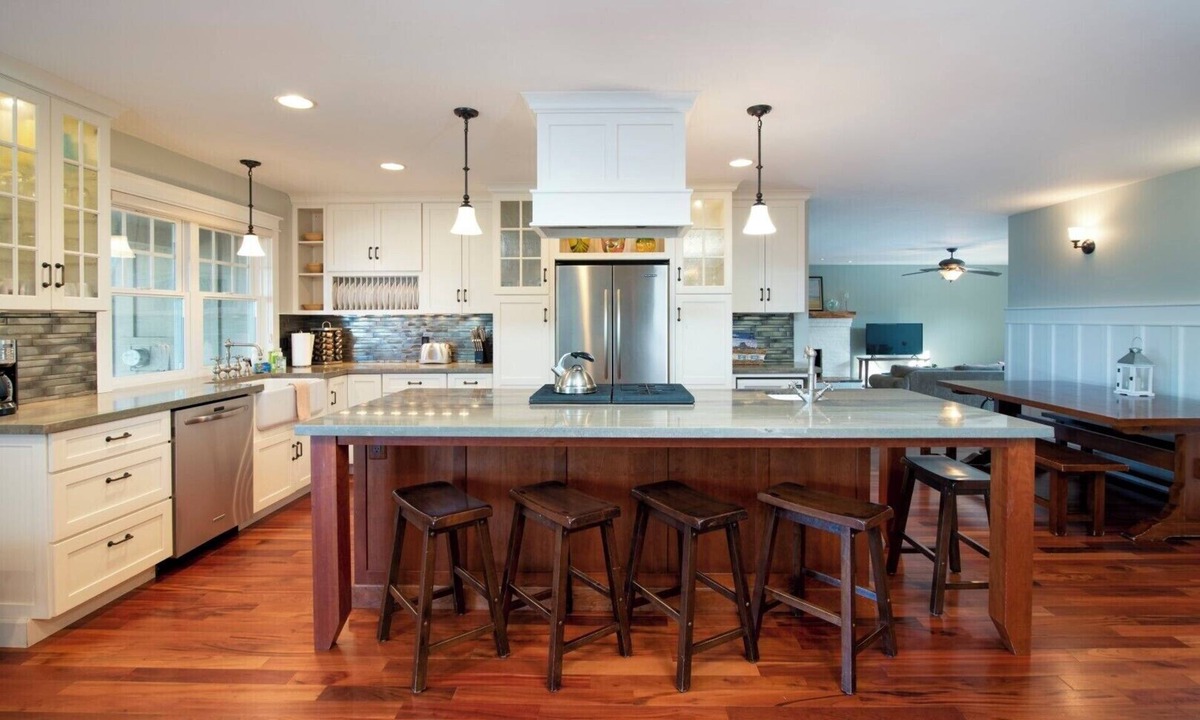 Morro Bay House | Comfortable and Luxurious Beach Home, Steps away from the Sand and Surf
