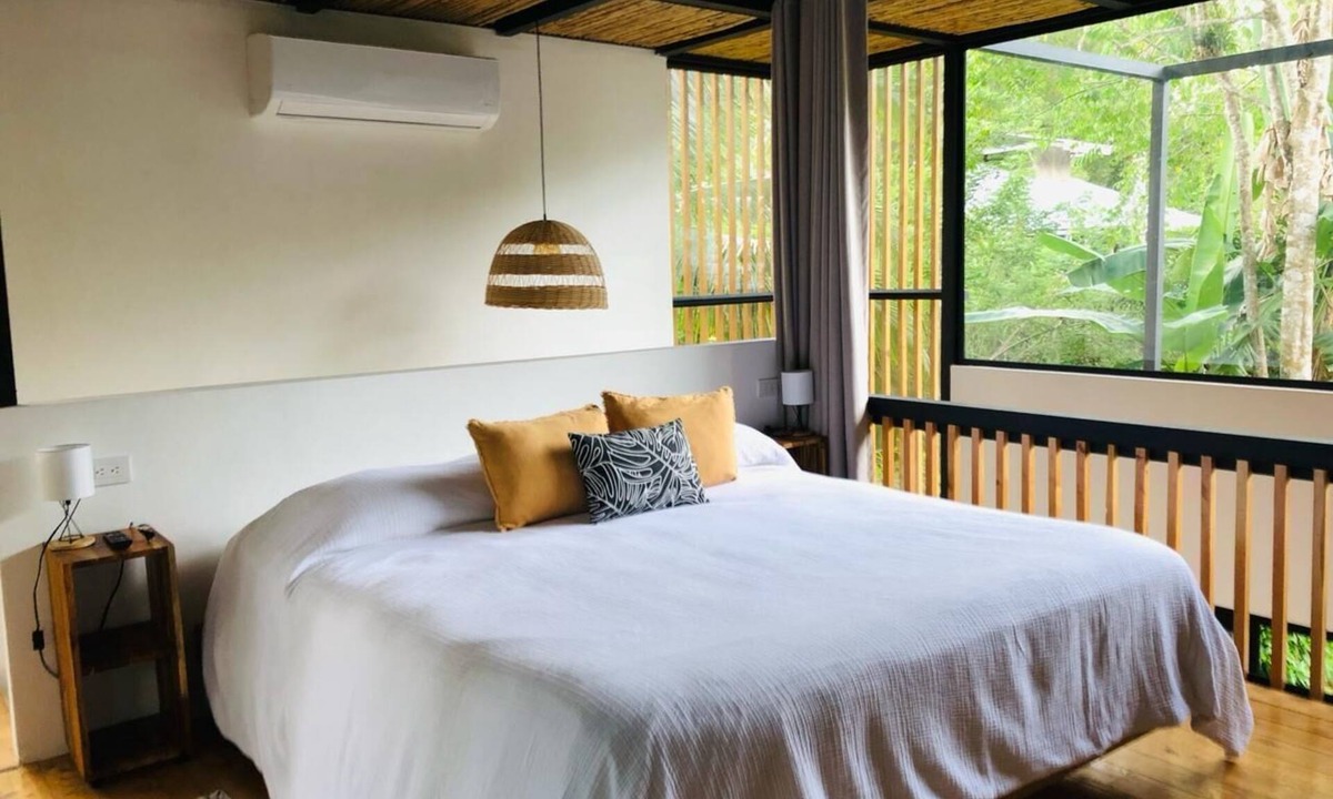 Cocles House | Comfortable, Modern Vibe & Well Located