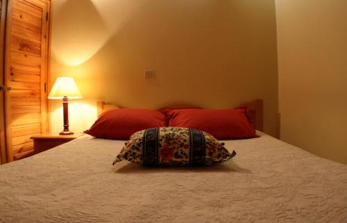 Seia Apartment | Cosy apartment in Seia, 25 sqm, welcoming fireplace