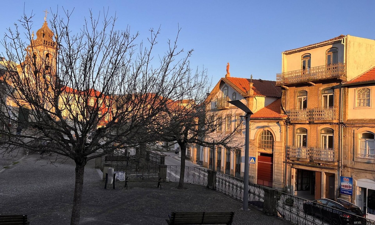 Sao Pedro do Sul Apartment | Cozy apartment in Old Town, steps to Parque das Nogueiras & 8 mins to thermals!
