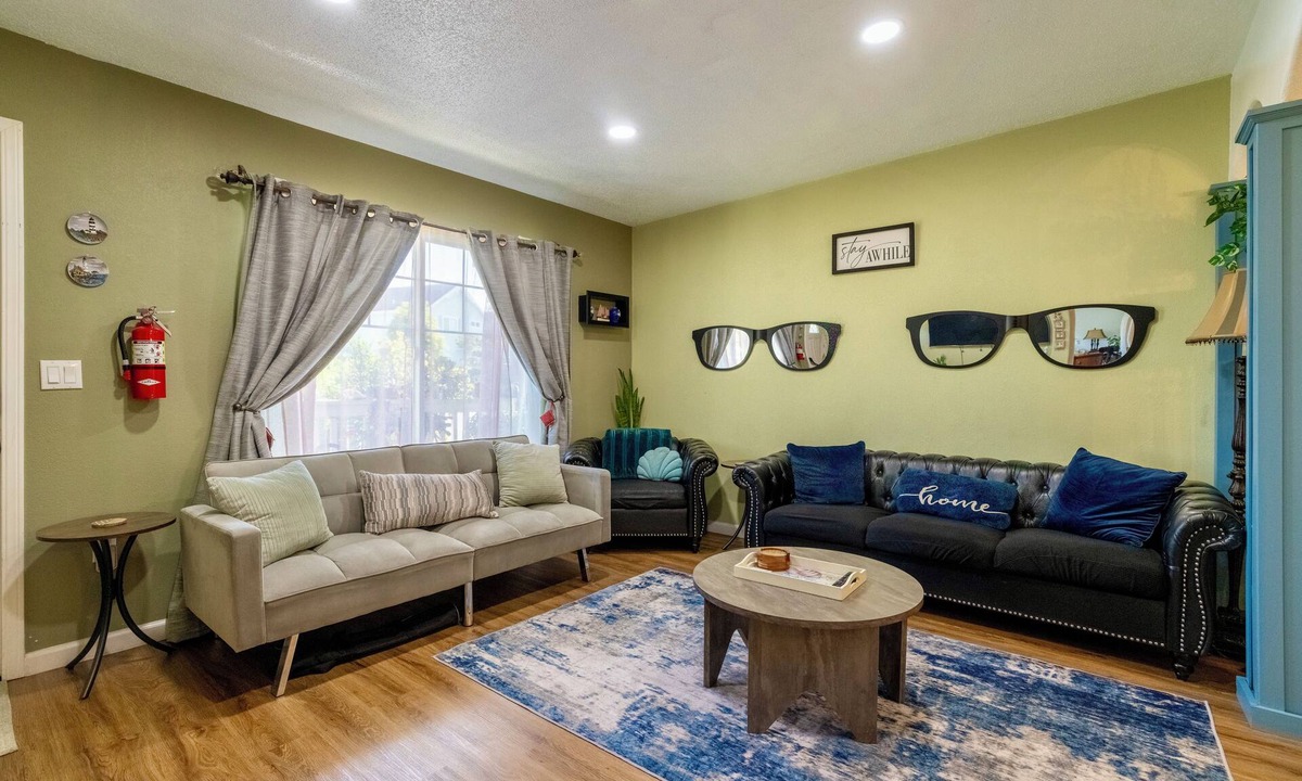Arroyo Grande House | Cozy home in Arroyo Grande - Conveniently located minutes away from the beach.