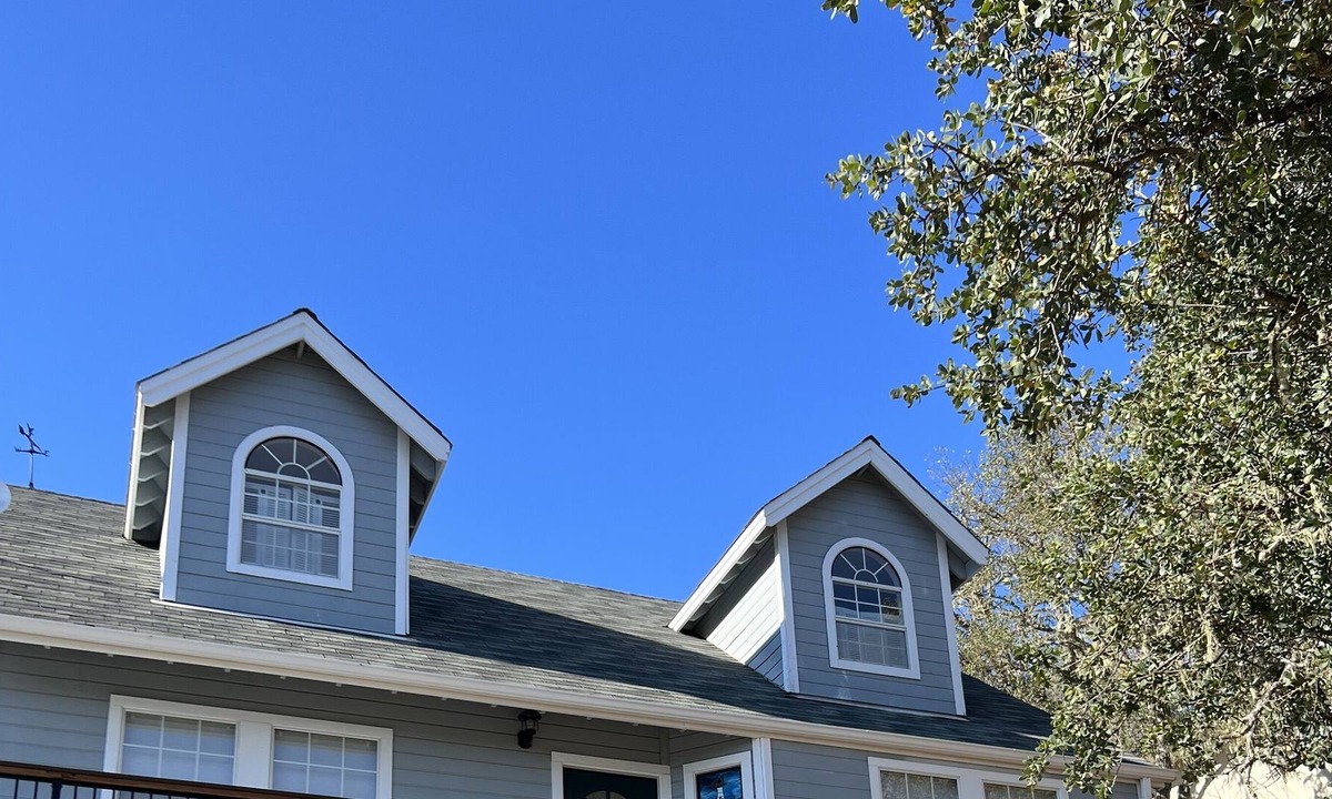 Oak Shores House | Cozy home in the beautiful Oak Shores Community w/WiFi