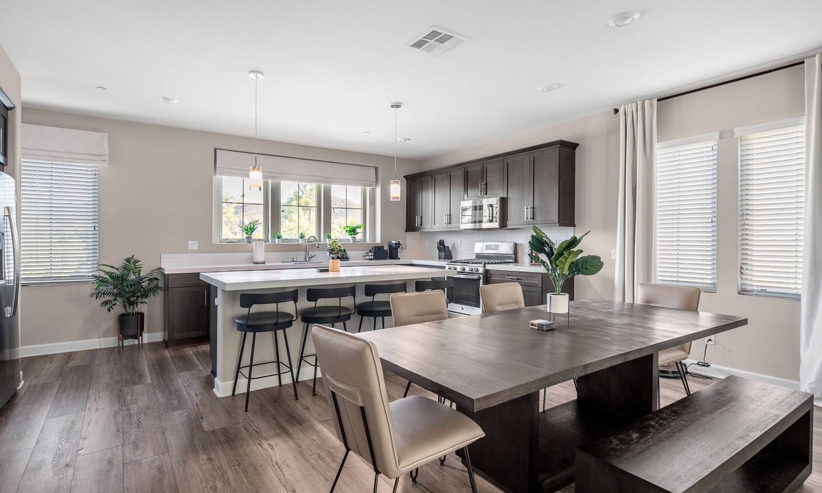Rancho Penasquitos House | Cozy San Diego Retreat - Sleeps 6 - Relax & Unwind