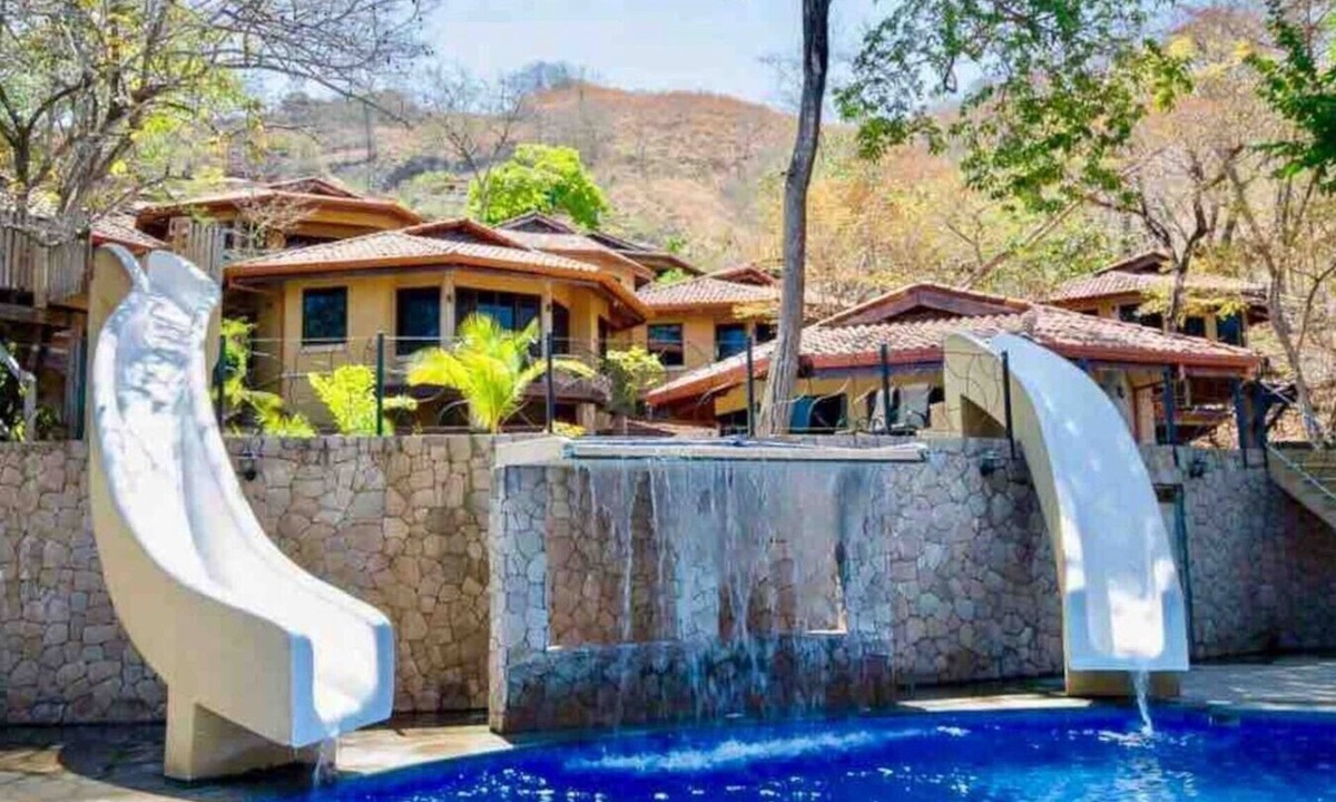 Playa Hermosa Villa | Cozy Two Bedroom in Playa Hermosa