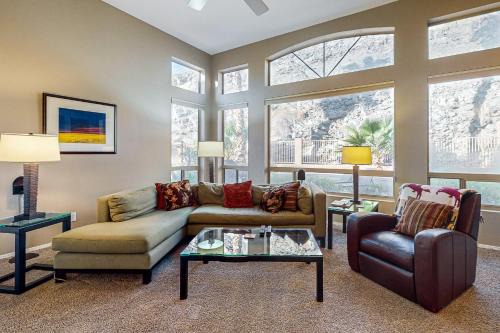 Foothills House | Desert Foothills