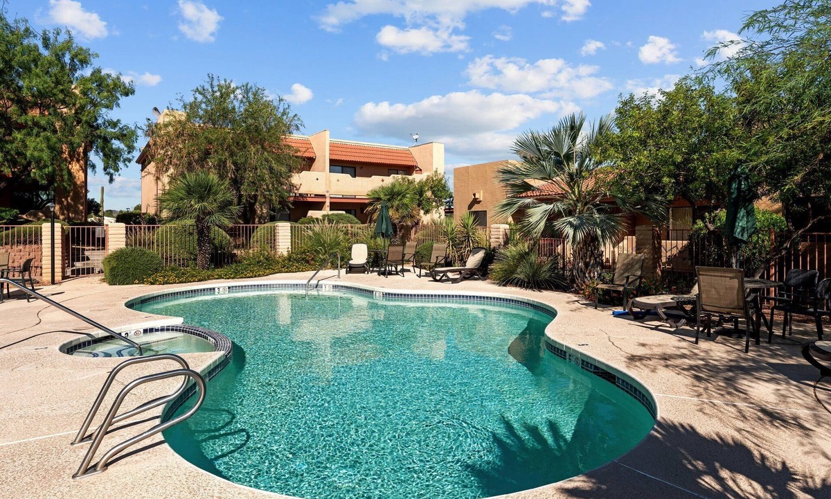 Wickenburg Condo | Desert Gold condo/pool/WD/patio
