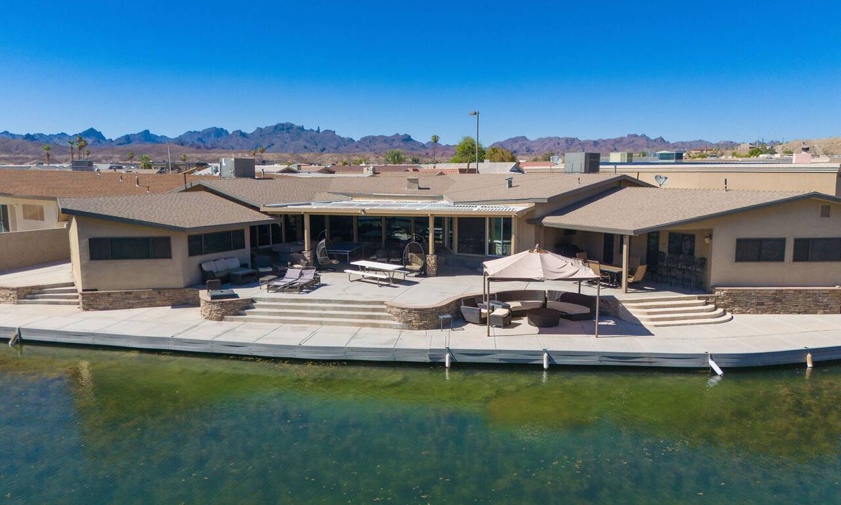 Moovalya Keys House | Dock Holiday – The Keys Favorite | Wild West River Escape
