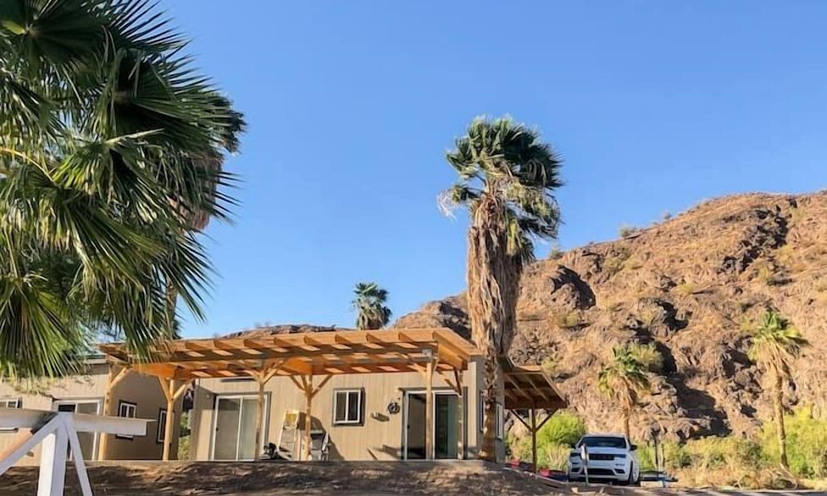 Parker Dam House | Dock Holiday! Waterfront cottage with boat ramp!