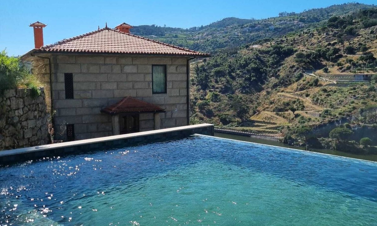 Caldas de Aregos Apartment | Douro Sky Valley - Private Pool Villa