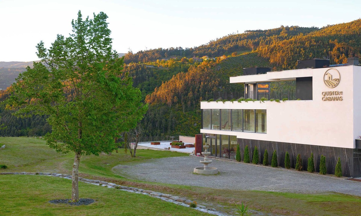 Sardoeira Villa | Douro Valley Villa w/Padel, Pools, Gym & Sauna
