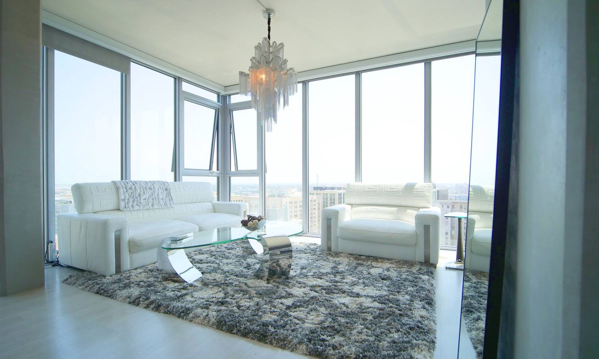 Downtown Apartment | Downtown LA Premier High Rise, Modern Vibe