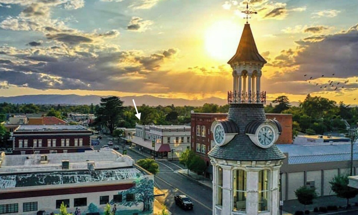 Red Bluff Apartment | Downtown Red Bluff Turn-of-the-Century Apartment w/Kitchenette