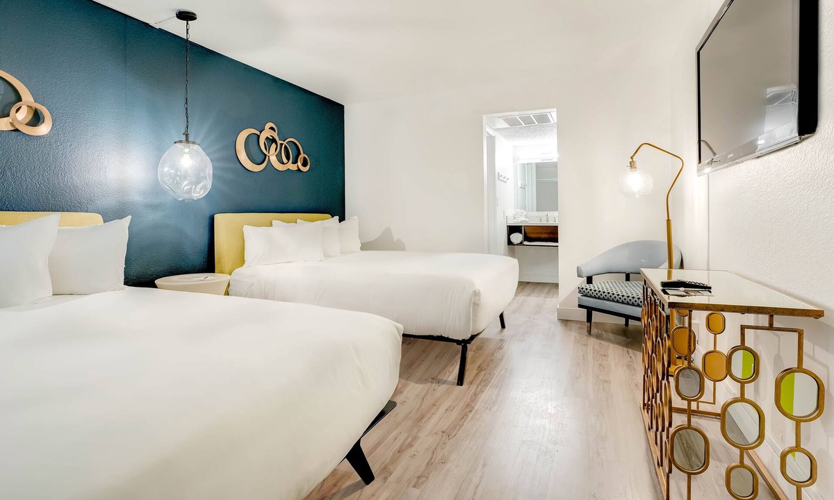 Downtown Las Vegas Hotel | Downtowner Boutique Hotel