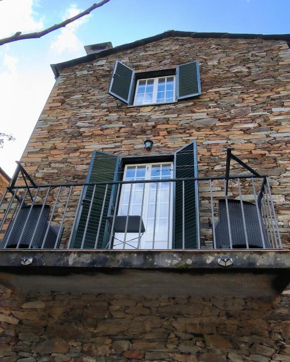 Chas de Egua House | Dreams in Xisto