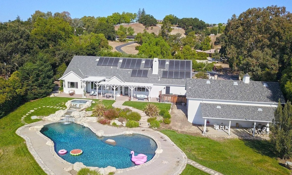 Solvang House | Dreamy White Farmhouse in Charming Solvang with a resortlike pool & huge jacuzzi