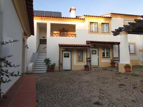 Reveladas House | Eira Velha
