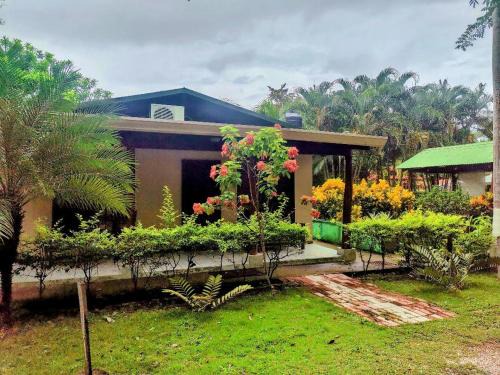 Canas Dulces House | Eladio's Place