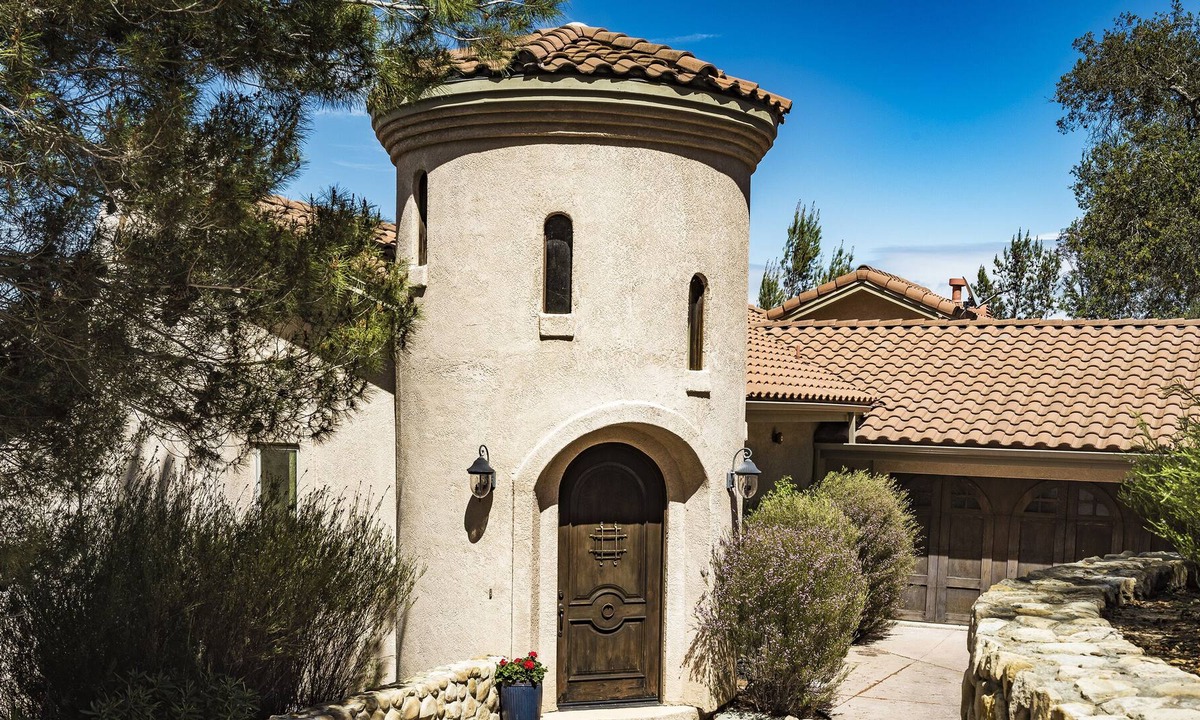 Solvang House | ENCHANTING ITALIAN VILLA! CLOSE TO SOLVANG--- STUNNING SUNSET VIEWS!!!